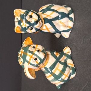 Vintage 1950s "Brayton Laguna Pottery "plaid cat and dog shakers